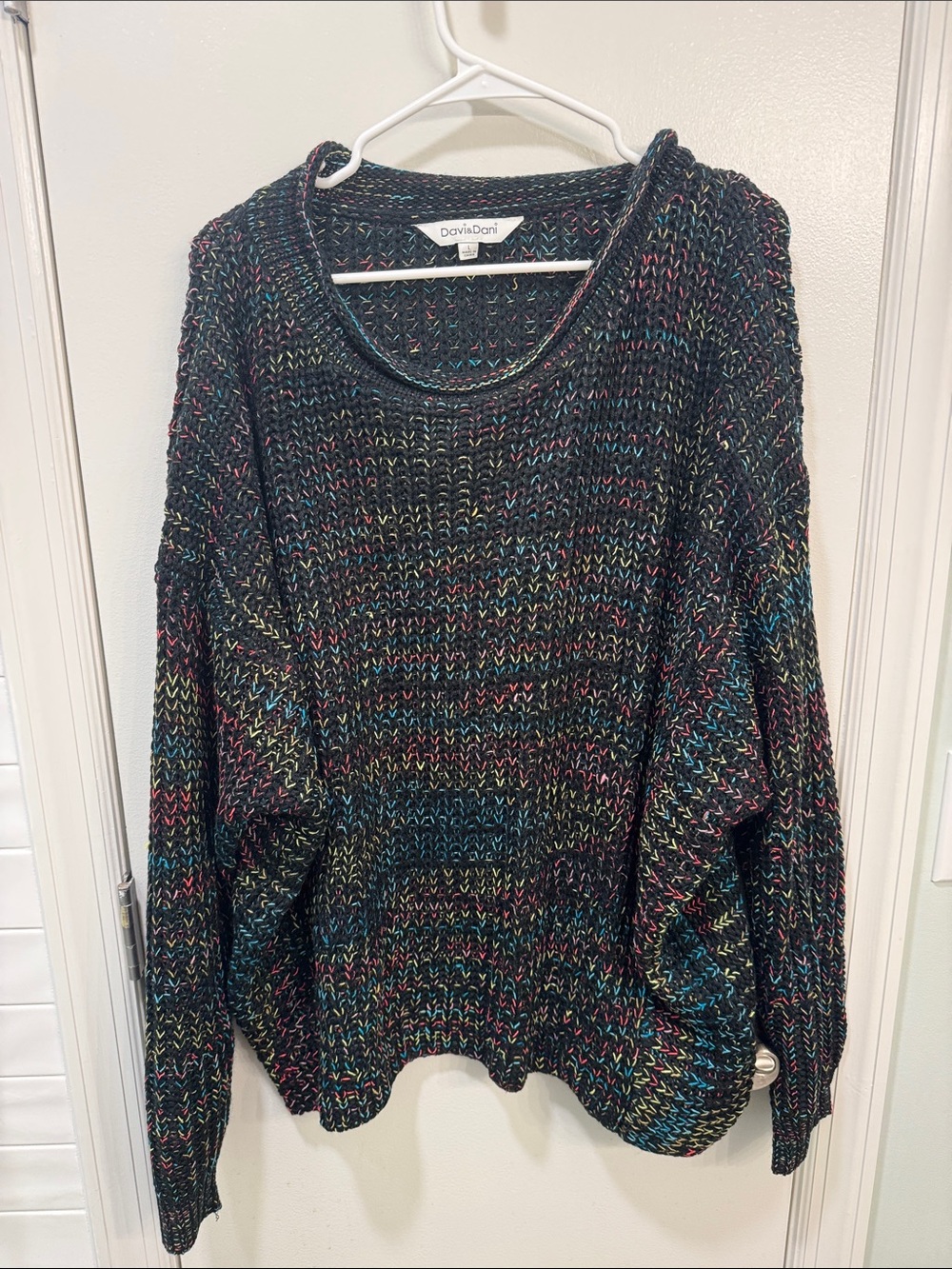 Davi & Dani Black Multi-Color Knit Sweater